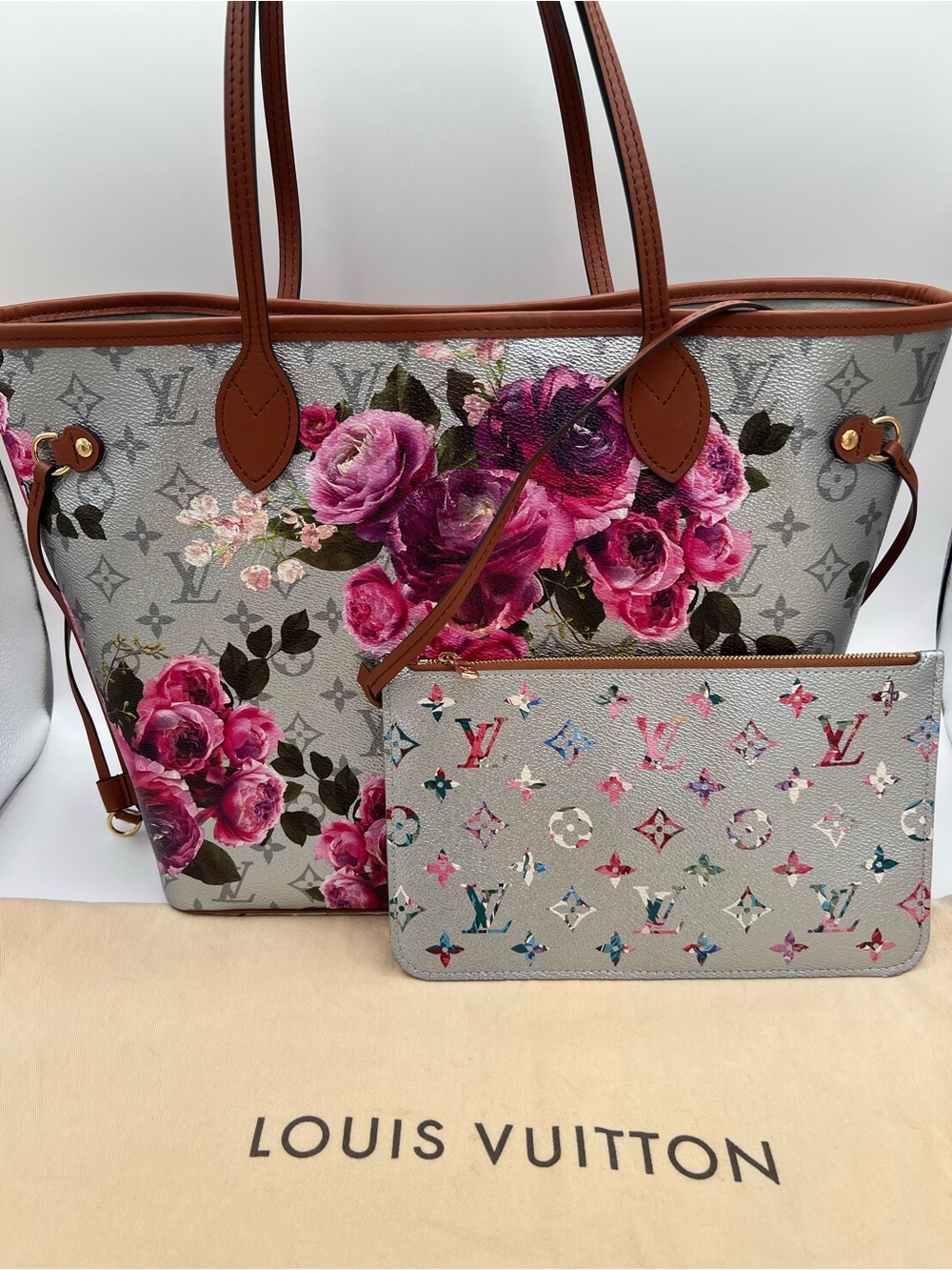 LOUIS VUITTON NEVERFULL MM GARDEN FLOWER ROSES SILVER Metallic BAG Pouch RARE😍🔥 - Picture 2 of 16